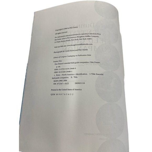 Pete Dunne's Essential Field Guide Companion A Comprehensive Resource for Birdin - Picture 3 of 4